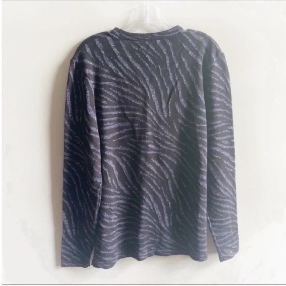 ASOS sweater black zebra print metallic yarn - Picture 7 of 7